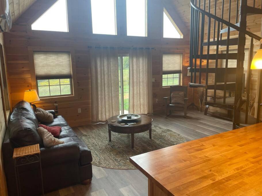 Cozy 1 Bedroom Cabin In The Heart Of Jonesborough Buitenkant foto